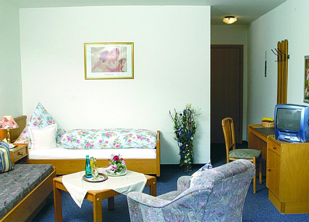 Hotel Garni Hubertushof Bad Füssing Pokój zdjęcie